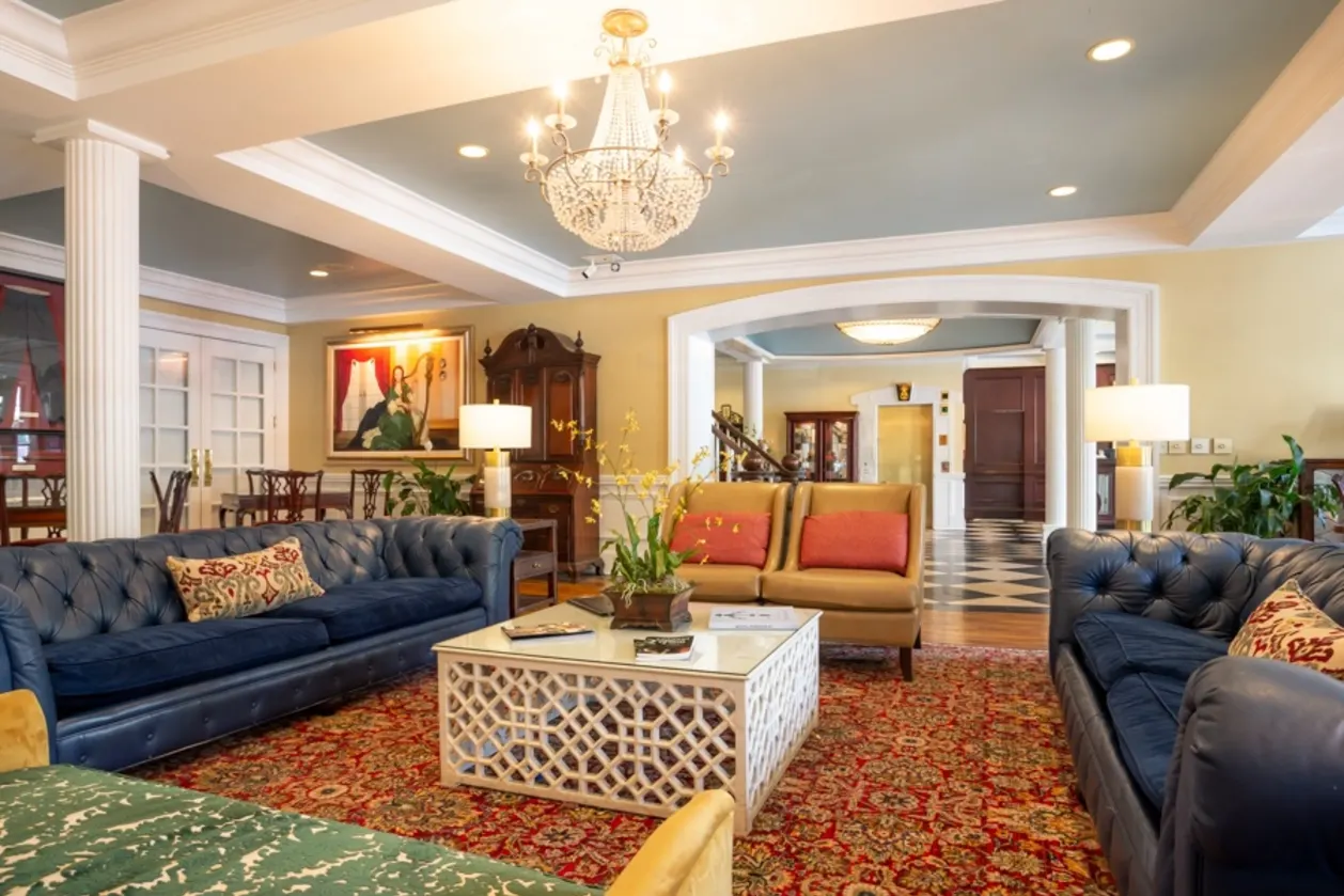 The Marshall House boutique hotel in Savannah Georgia